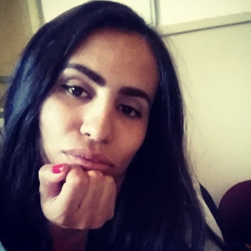 Meet your Posher, Liana